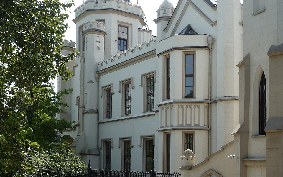 Palace of Belina-Brzozowski