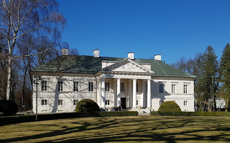 Mała Wieś Palace