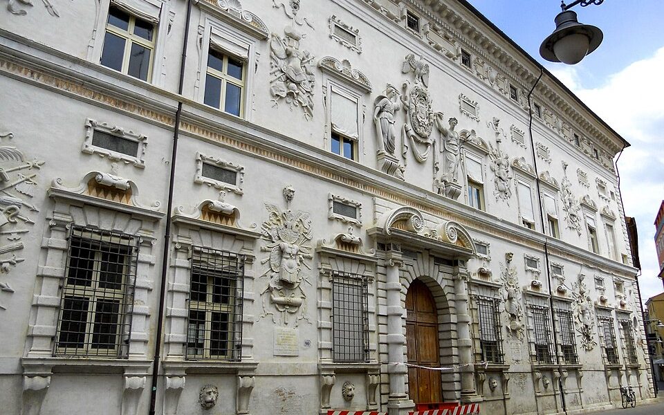 Palazzo Bentivoglio, Ferrara
