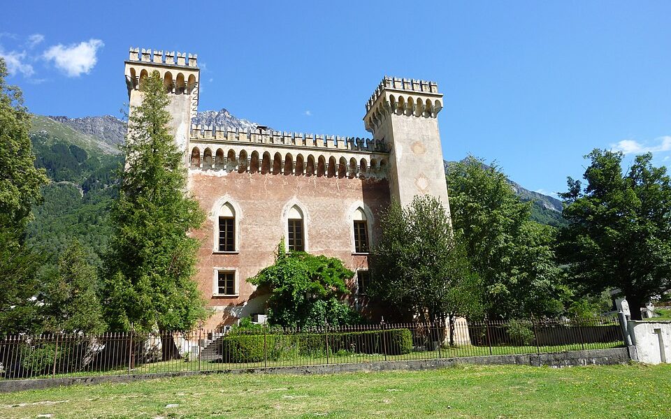Castelmur Castle, Stampa