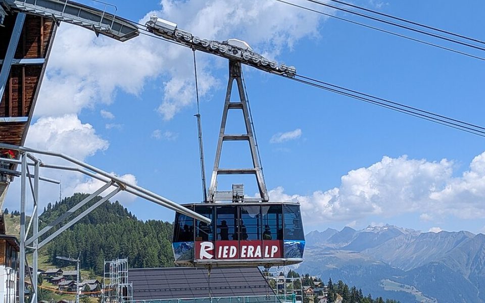 Mörel–Greich–Riederalp Mitte aerial lift
