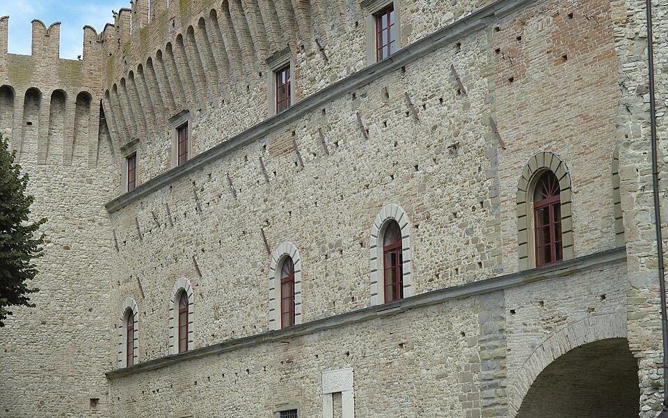 Oliva Counts Castle