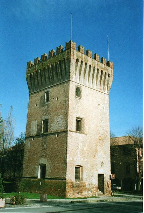 Photo: Giorces, CC BY 2.5, Wikimedia Commons