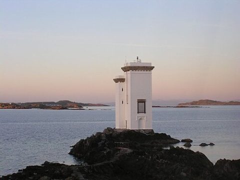 Photo: Ronsteenvoorden at English Wikipedia, Public domain, Wikimedia Commons