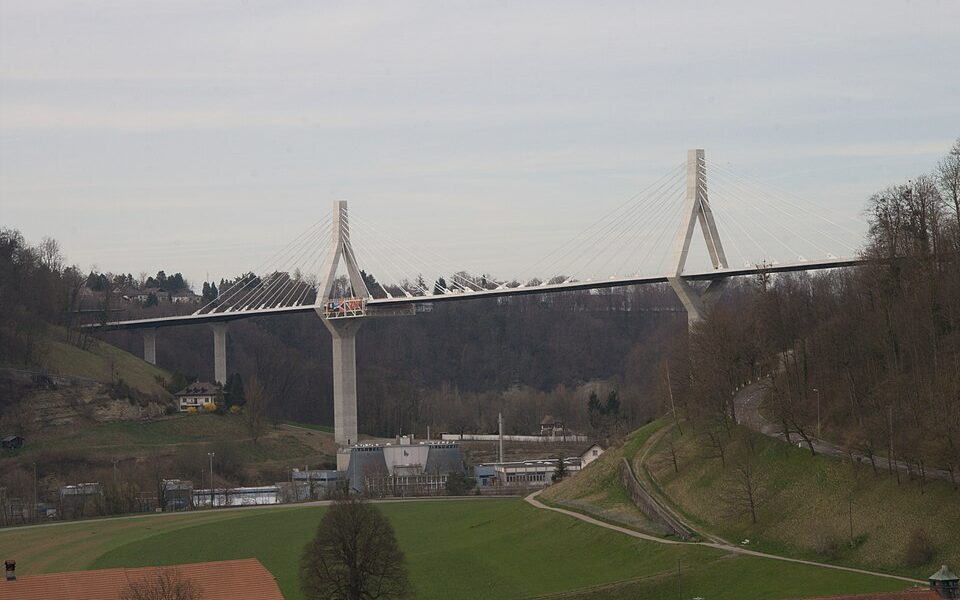 Poya Bridge