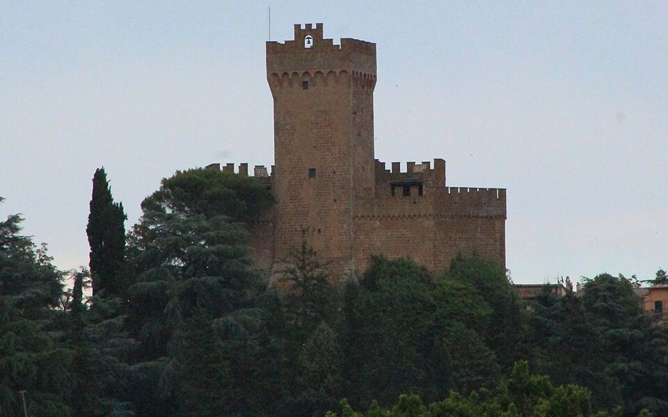 Proceno Castle