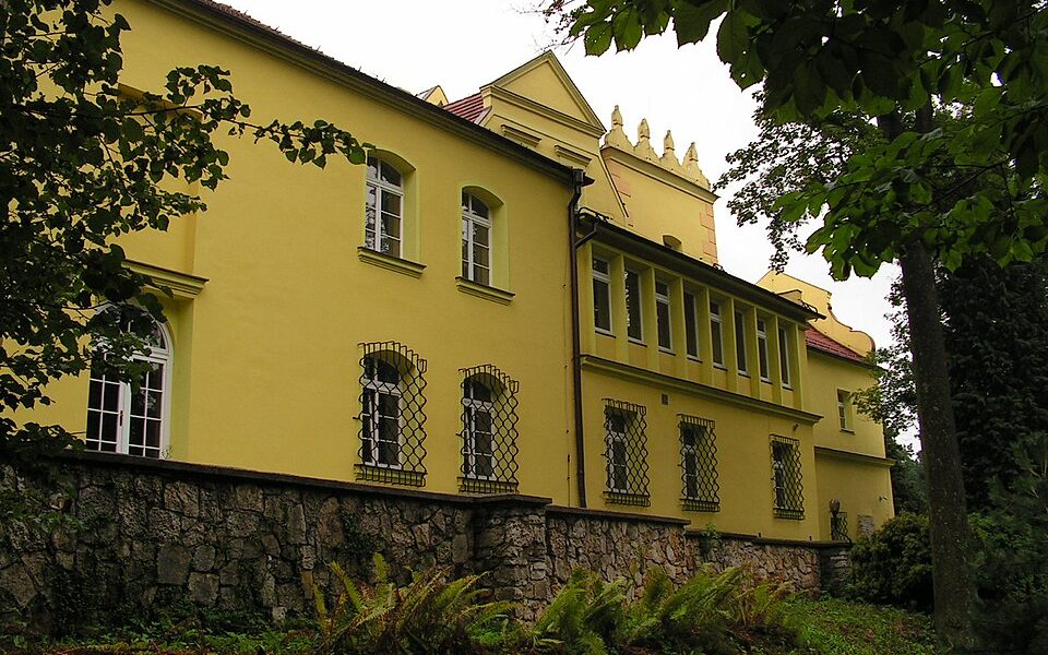 Rogów Opolski Palace