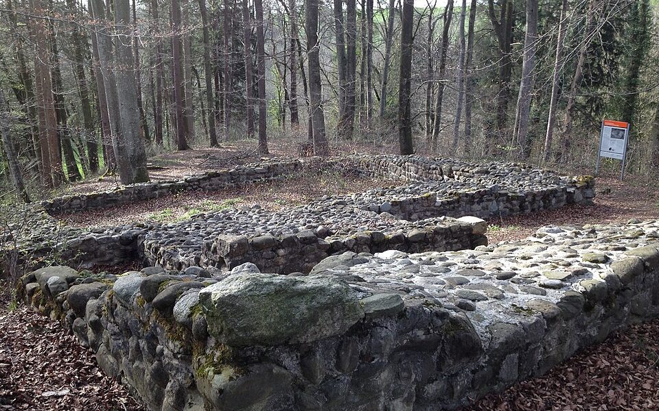 Schleifenrain, medieval castle ruins