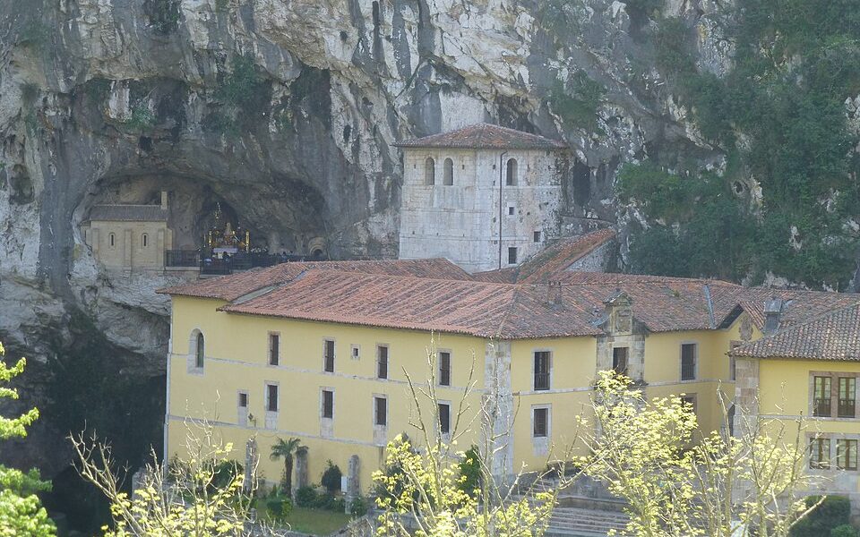 Royal Collegiate Church of San Fernando