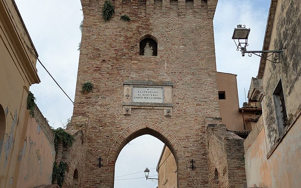 Torre di Scapezzano