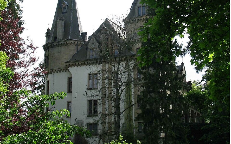Meysembourg Castle