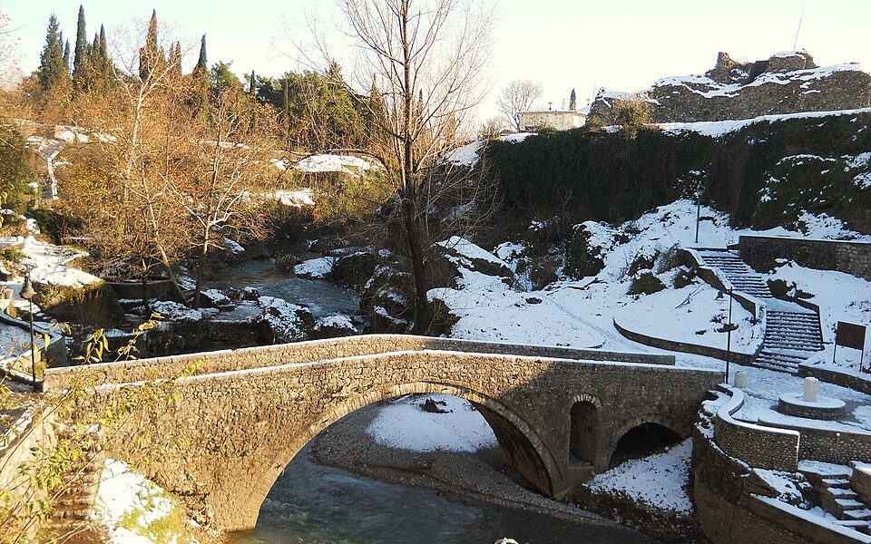 Adži-paša's bridge