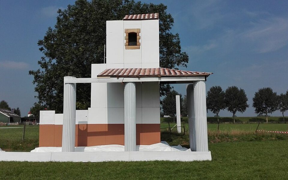 Ancien Roman temple of Empel