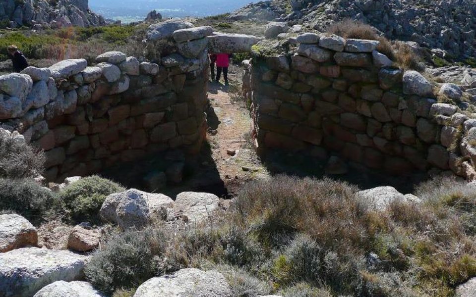 Nuraghe di Sos Nurattolos
