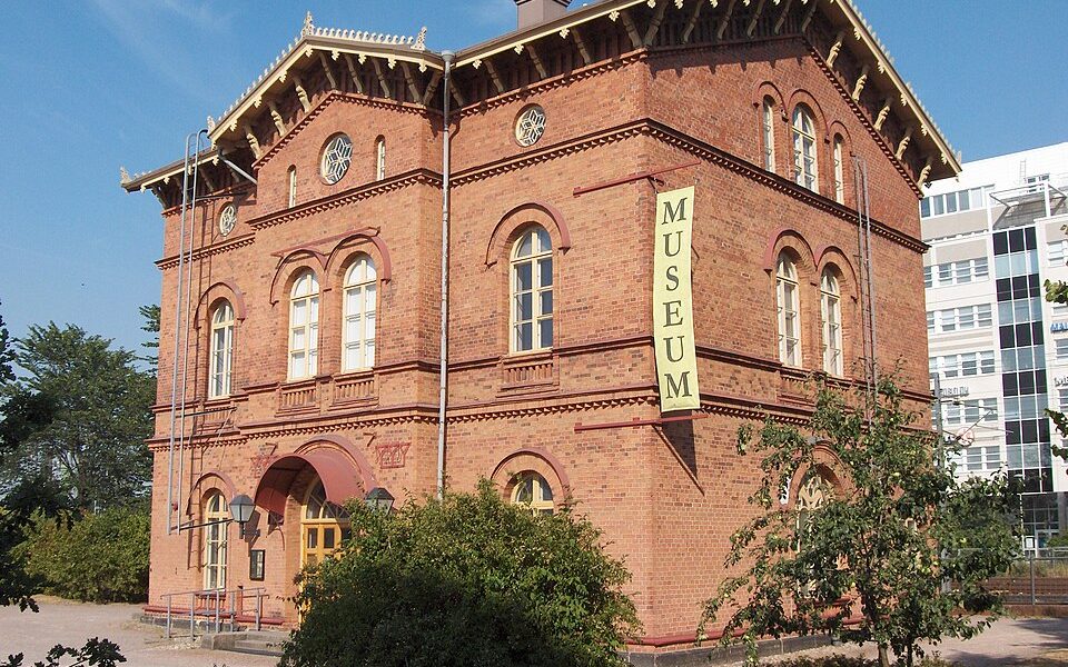 Tikkurila Old railway station