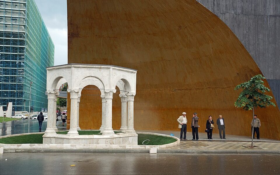 Kapllan Pasha Tomb