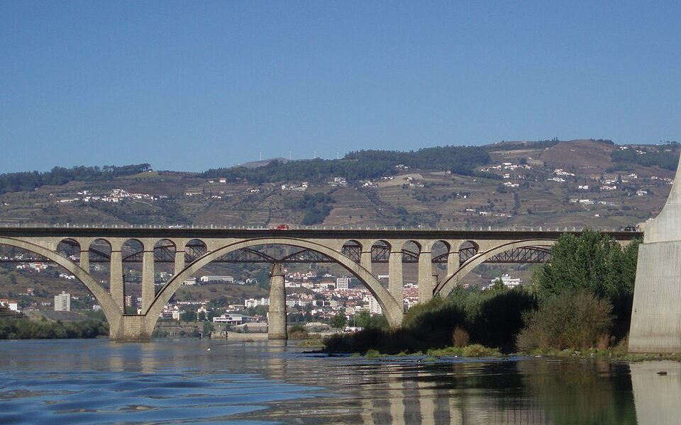 Ponte Rodoviaria da Regua
