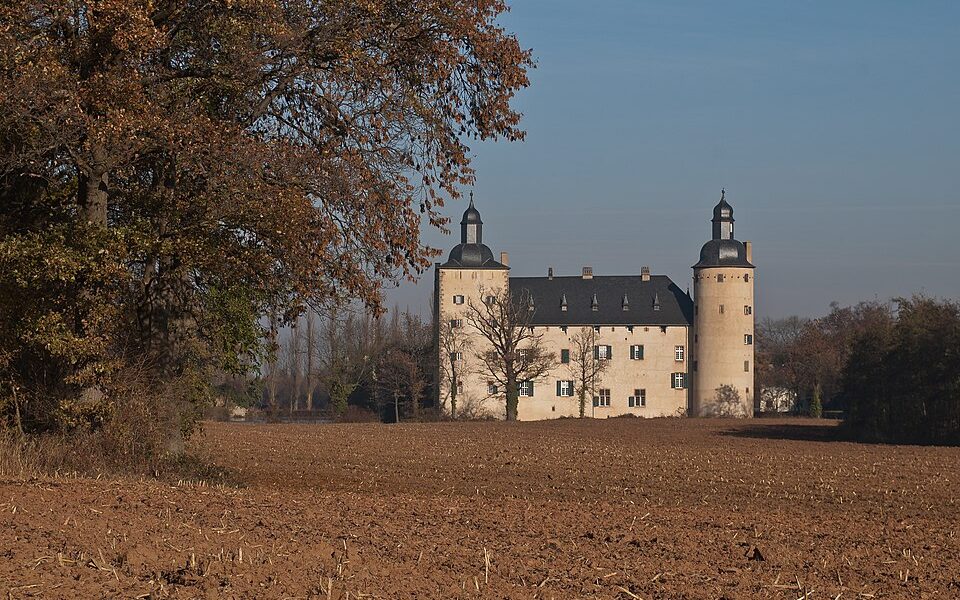 Burg Veynau
